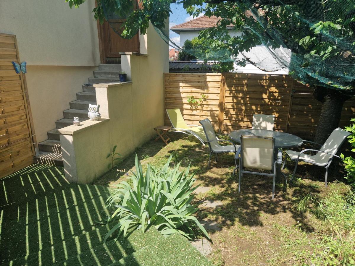 Appartement Independant Dans Maison Avec Jardinet, Au Calme Sérézin-du-Rhône Extérieur photo